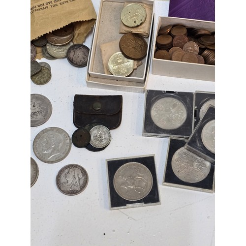 87 - A collection of mixed coins to include, George III Garter Crown A/F, 1820 Crown, x2 1935 Rocking Hor... 