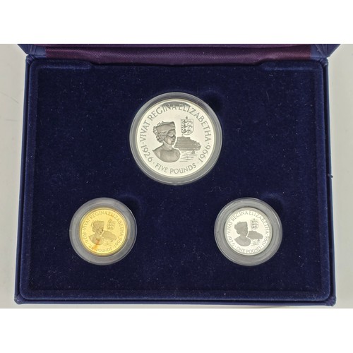 96 - Westminster - 1996 Guernsey Family Set, to commemorate the 70th Birthday of Queen Elizabeth II, comp... 