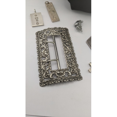 149 - A selection of silver and white metal jewellery to include a flat curb link chain necklace with engr... 