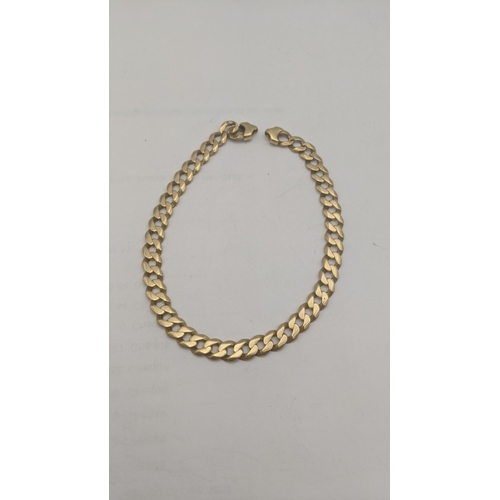 154 - A 9ct yellow gold flat curb link bracelet, A/F, 13.3g
Location:CAB6
If there is no condition report ... 