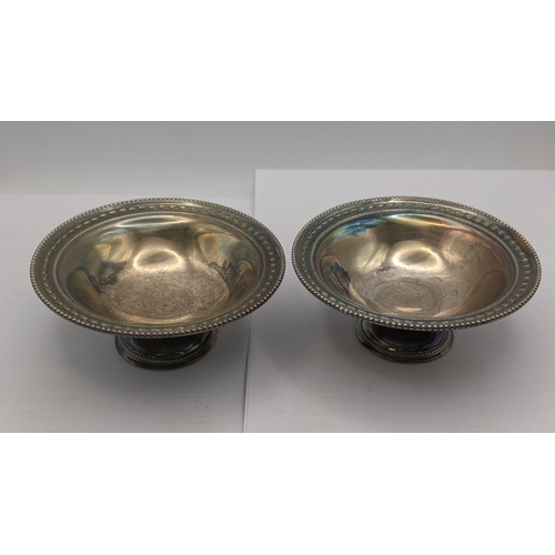 27 - A pair of silver pedestal pin dishes hallmarked Sheffield 1962, weight 18.1g
Location:ST
If there is... 