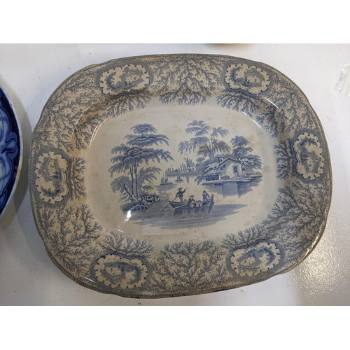 413 - A mixed lot of ceramics to include two boxed Wedgwood Peter Rabbit sets, a boxed mug, two chamber po... 