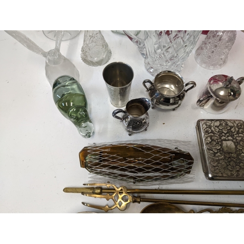 449 - A collection of glassware and metalware to include a pair of continental cranberry glass vases A/F, ... 