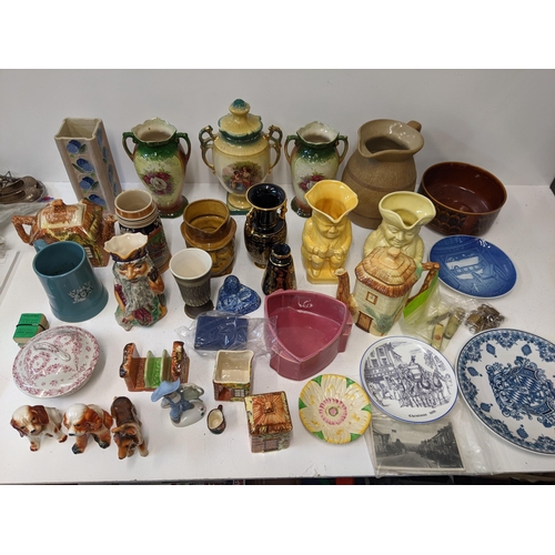 450 - A mixed lot of mostly ceramics to include two cottage wear novelty teapots, A Royal Copenhagen 1983 ... 