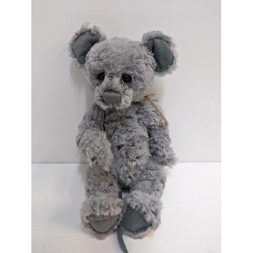 261 - Three Charlie Bears to include Tiggs CB141471 exclusively designed by Isabelle Lee, Hickory CB165133... 