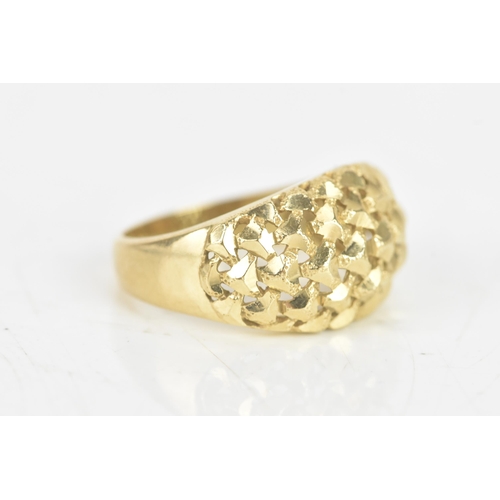 236 - A 9ct yellow gold gents openwork patterned ring, stamped 9ct 375, ring size Q, 4.7 grams
If there is... 