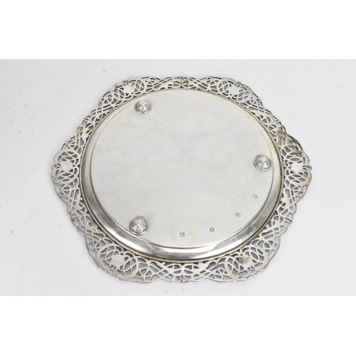 252 - An early 20th century Irish silver dish, makers mark worn, hallmarked Dublin 1912, having a pierced ... 