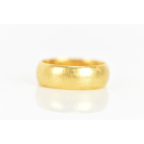 30 - A 22ct gold wedding band, hallmarked London 1967, ring size R, 10.2 grams
If there is no condition r... 