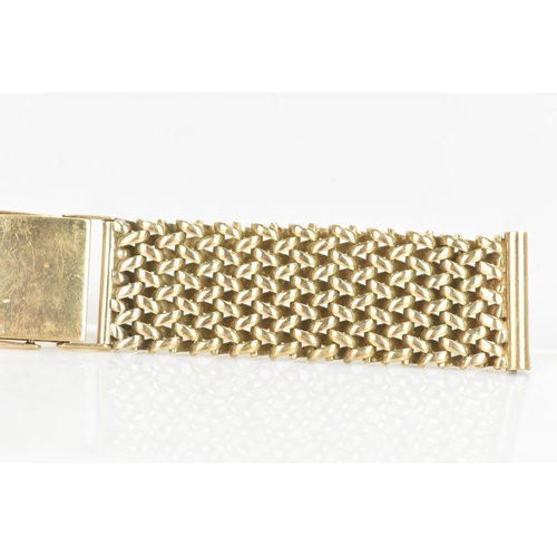 34 - A mid 20th century 9ct yellow gold wristwatch bracelet and clasp, stamped 375, 13cm, 21.9g
If there ... 