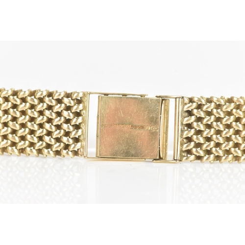 34 - A mid 20th century 9ct yellow gold wristwatch bracelet and clasp, stamped 375, 13cm, 21.9g
If there ... 