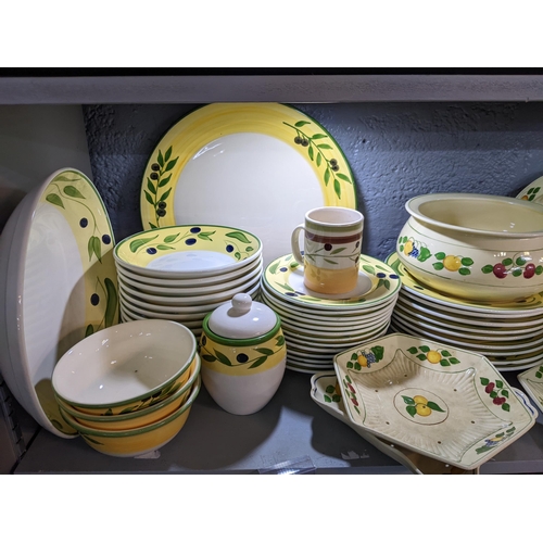 327 - Mixed ceramics to include an Italian part dinner service with an olive leaf pattern, along with a Ro... 