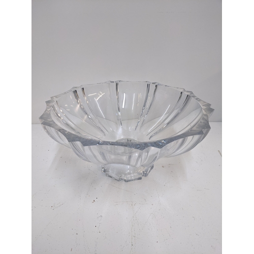 404 - A 20th century Slovenia lead crystal glass bowl, 33cm dia
Location: 1.2
If there is no condition rep... 