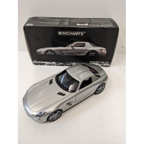 410 - A boxed Minichamps No 185 124 1:8 scale Mercedes Benz SLS AMG-2010 A/F
Location:4.2
If there is no c... 