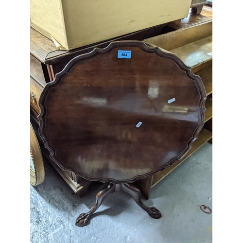 564 - An early 20th century mahogany tip-top pedestal table on ball and claw feet 66cm h x 60cm dia. Locat... 