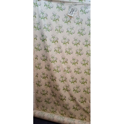 74 - Colefax & Fowler-A 1984 bolt of 'Bowood' cream chintz fabric A/F depicting wild white roses and gree... 