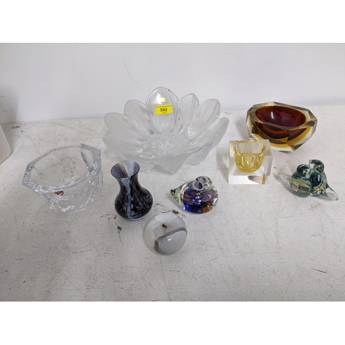 592 - Selection of 20th century Scandinavian and Italian and other art glass to include Orrefors and a Kos... 