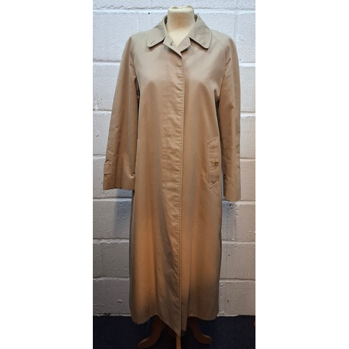 13 - Burberrys- A 1980's/90's ladies mid length Camden Heritage car coat, in a honey colour, UK10 Long, h... 