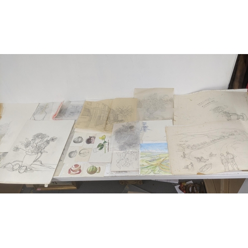 333 - A selection of Elizabeth Lampson's artwork, sketches, drawings and paintings to include still lives,... 