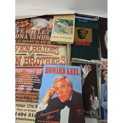 419 - A collection of theatrical related posters and programmes, some signed
Location: RWM
If there is no ... 