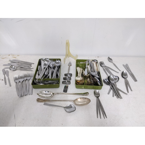 551 - A selection of Cavendish Butler Kings pattern silver plated cutlery, Viners Profile stainless steel ... 