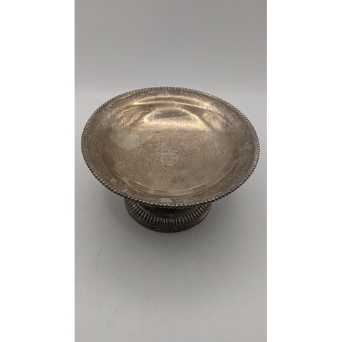 30 - A Joseph Angell II silver pedestal dish hallmarked London 1862, 8.5cmH 16cm diameter, 265.1g
Locatio... 