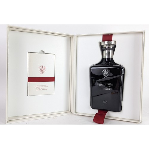 264 - A John Walker & Sons Private Collection 2015 Edition Blended Scotch Whisky, one of 8888 bottles, wit... 