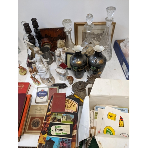 299 - A mixed collection of items to inc Beswick Beatrix Potter figurines, A Lladro figure, books, Victori... 