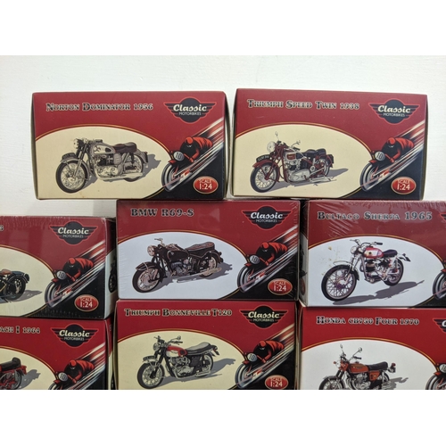 19 - A group of twenty-seven Classic Motorbike models from the Atlas Collection, thirteen are sealed, to ... 