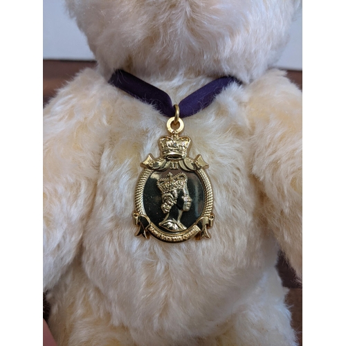 26 - A Steiff Danbury Mint Diamond Jubilee Teddy Bear, with commemorative years on his left foot (1952 – ... 