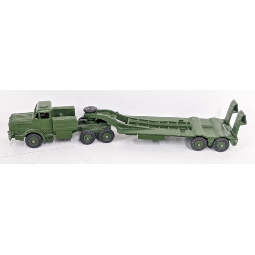 30 - A Dinky Supertoys 660 Tank Transporter, hauled by a Thorneycroft Mighty Antar Tractor boxed, and a D... 