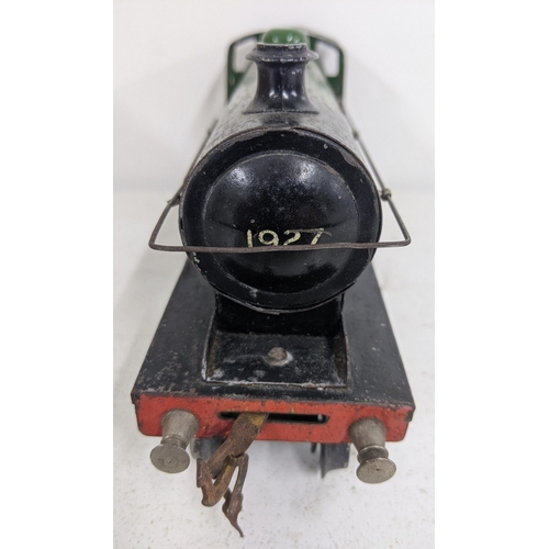 37 - A Bassett – Lowke locomotive and tender “Duke Of York” and a 1927 tender (AF)   
Location:LABR
If th... 