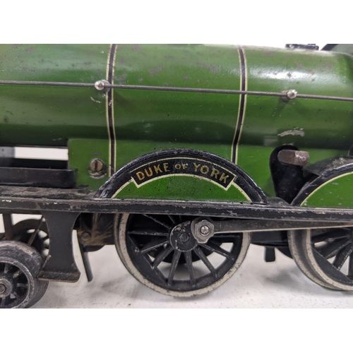 37 - A Bassett – Lowke locomotive and tender “Duke Of York” and a 1927 tender (AF)   
Location:LABR
If th... 