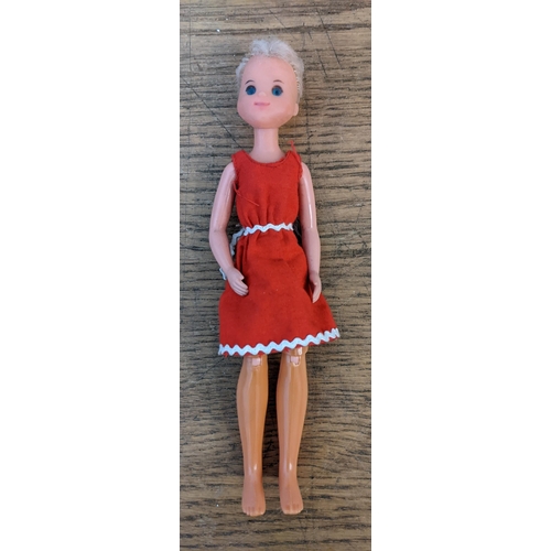 45 - The Sunshine Family from Mattel 1973 – Mum (Stephanie) and baby, along with a 1971 Malibu Barbie mod... 