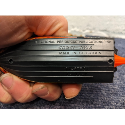 58 - Corgi Toys 107 Batman Batboat in the original box
Location:CAB
If there is no condition report, plea... 