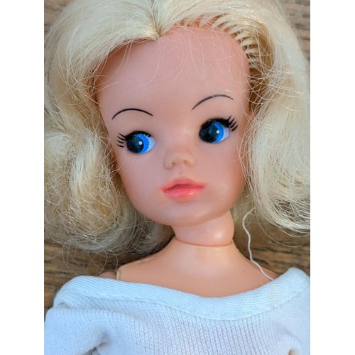 48 - Two 1970’s Sindy Dolls – A Marx Sindy ballerina in her outfit and (possibly) Miss Sindy in a 1973 Sp... 