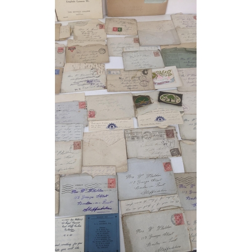 39 - A large quantity of 19th century and later ephemera to include silk postcards, handmade cards, ware ... 