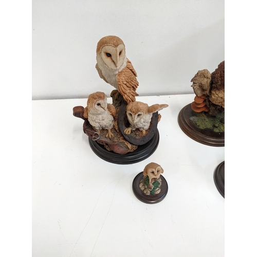 24 - Country Artist models of barn owls, six various sizes, largest 26.5cm high
Location: 8.3
If there is... 