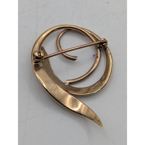 100 - A 9ct yellow gold brooch, 4.8g
Location: C1
If there is no condition report shown, please request