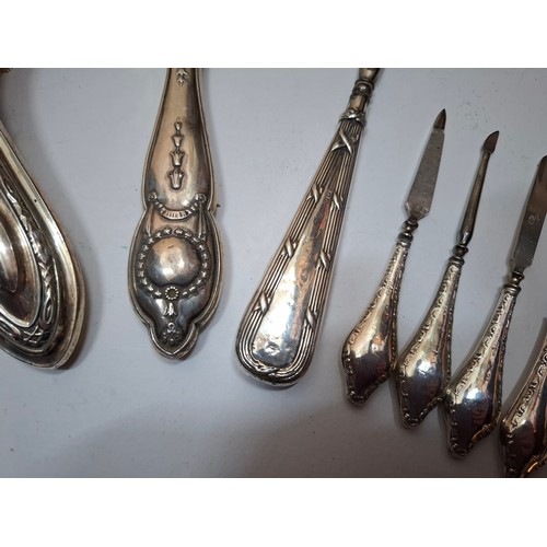 47 - An early 20th Century Birmingham silver 5-piece manicure set, makers mark J&RG (J&R Griffin 1903-191... 