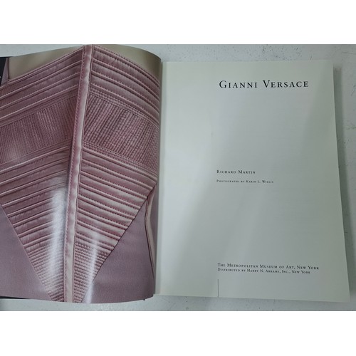 27 - Versace- 10 books/booklets to include 'Gianni Versace' by The Metropolitan Museum of Art together wi... 