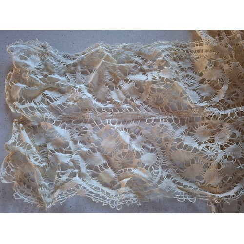 40 - A late 19th Century Maltese cream lace wedding veil A/F with characteristic Maltese cross design app... 