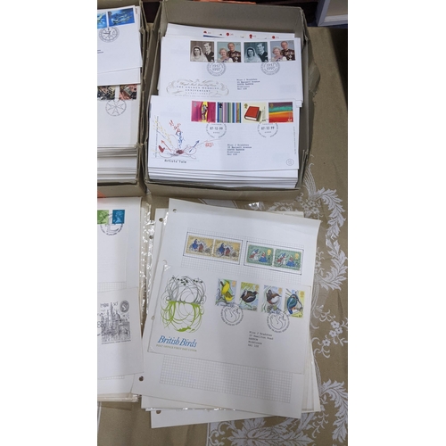 4 - Stamps to include First Day covers of Great Britain, approximately 750
Location: SR
If there is no c... 