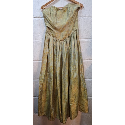 11 - Hardy Amies- A vintage cream sleeveless ball gown A/F approx 32