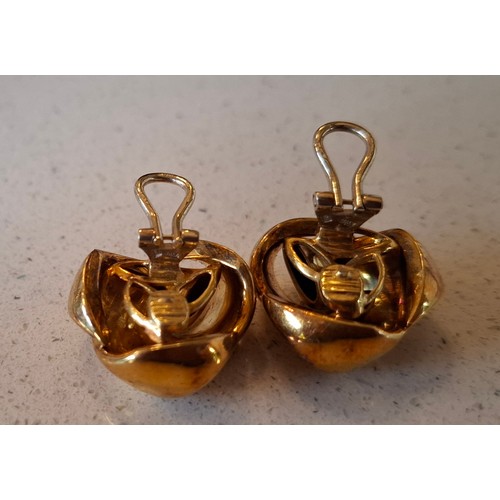 36 - Mixed vintage bead necklaces to include coloured stone, simulated pearl and an Aurora Borealis examp... 