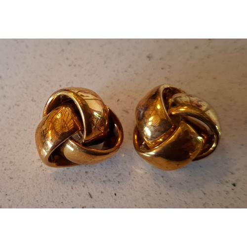 36 - Mixed vintage bead necklaces to include coloured stone, simulated pearl and an Aurora Borealis examp... 