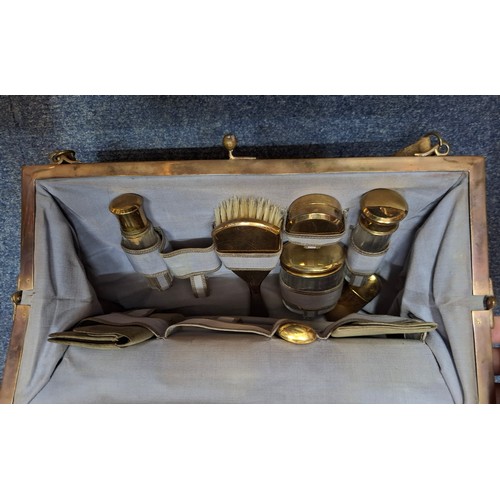 48 - ***THIS LOT HAS BEEN WITHDRAWN*
A Victorian ladies mourning blouse A/F decorated with black lace, ri... 