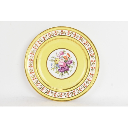 181 - An early 19th century Sèvres yellow-ground plate from a service given by Napoleon I to the comte de ... 