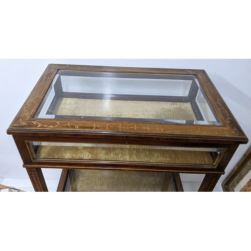 199 - An Edwardian marquetry inlaid mahogany bijouterie display table, of rectangular form with bevelled g... 