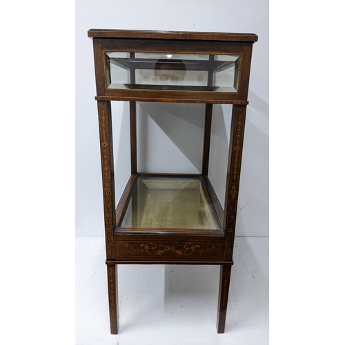 199 - An Edwardian marquetry inlaid mahogany bijouterie display table, of rectangular form with bevelled g... 