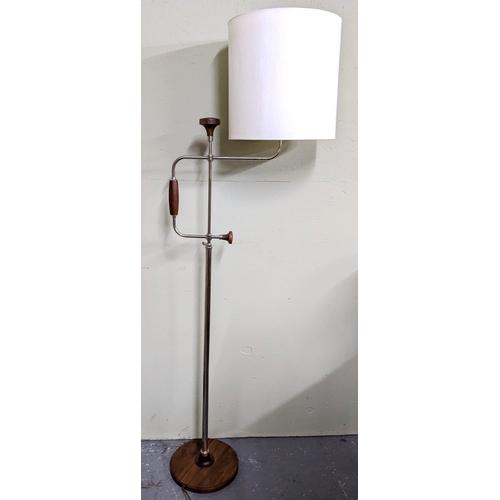 75 - A mid 20th century David Linley telescopic and adjustable 'Brace' floor lamp, chrome and walnut, wit... 